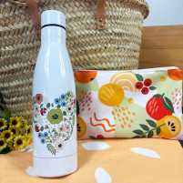 botella y neceser para maestras