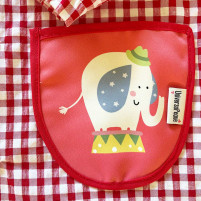 bolsillo rojo trompita